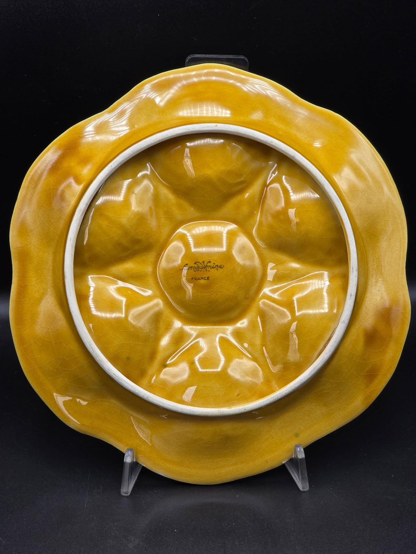 Sarreguemines Oyster Plate – French Majolica Faïence with Hand-Painted Glaze
