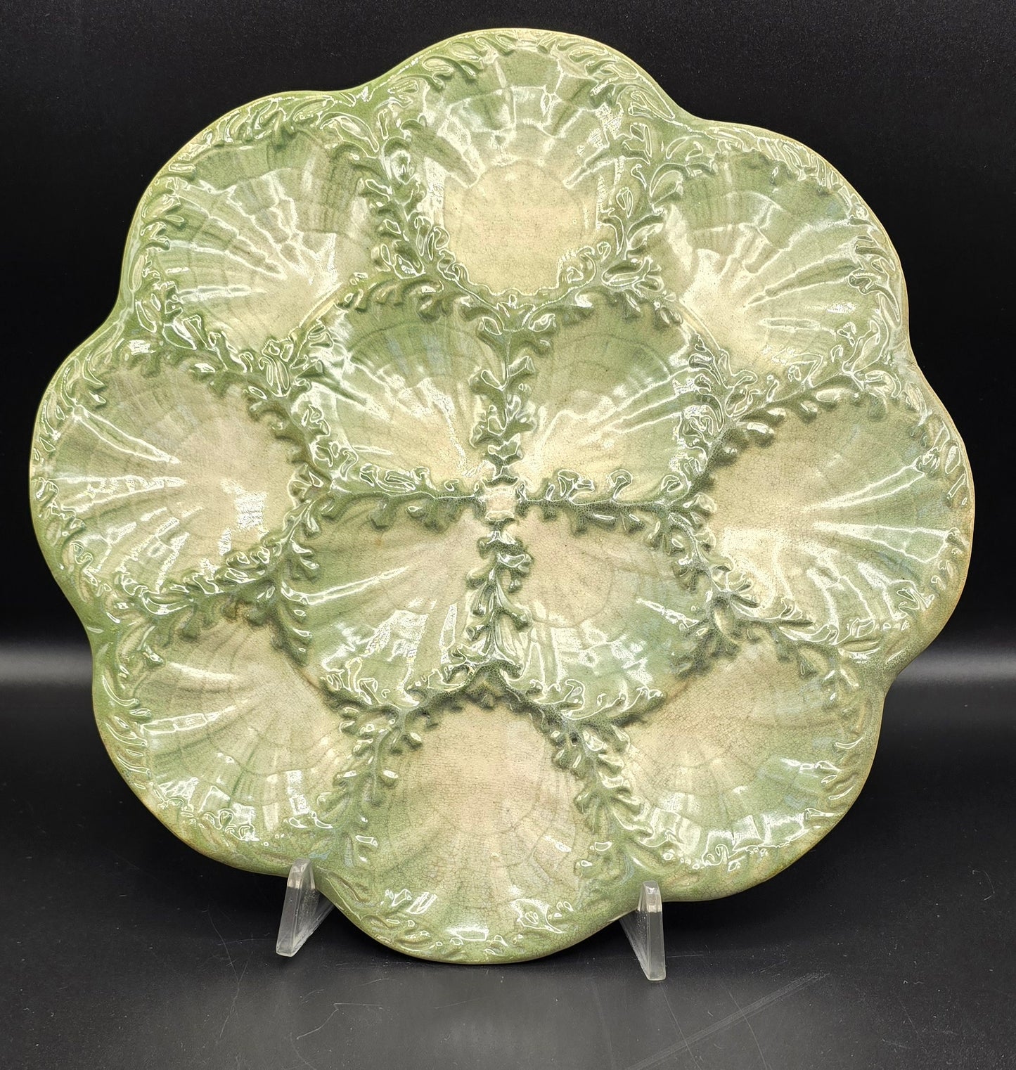 Rare Keller et Guérin Saint-Clément Antique French Majolica Seaweed Oyster Platter, 19th Century