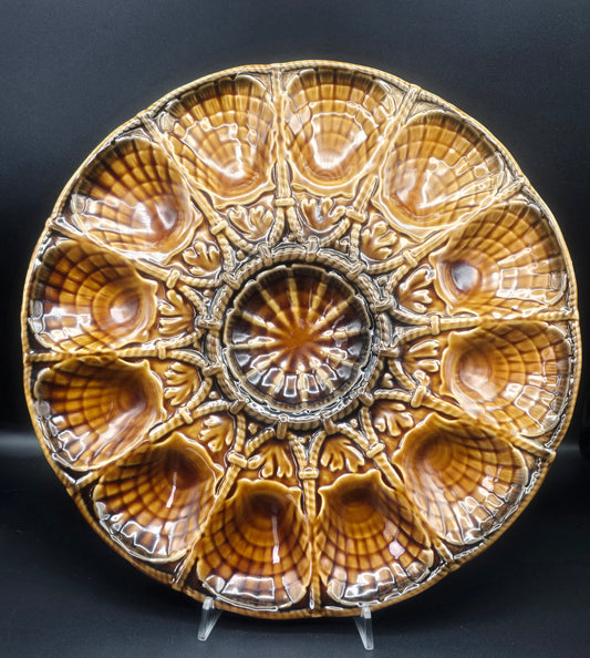 Sarreguemines Oyster Platter – French Majolica Faïence with Hand-Painted Glaze