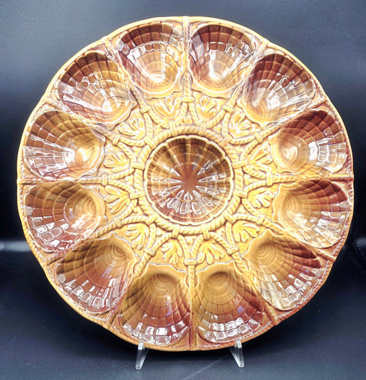 Sarreguemines Oyster Platter – French Majolica Faïence with Hand-Painted Glaze