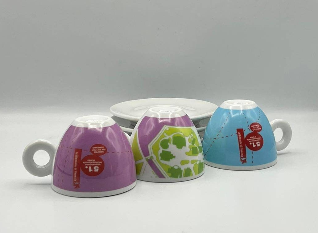 Vtg ILLY 51st Biennale di Venezia International Art Expo Bar Italian Cappuccino cups by Maurizio Cargnelli