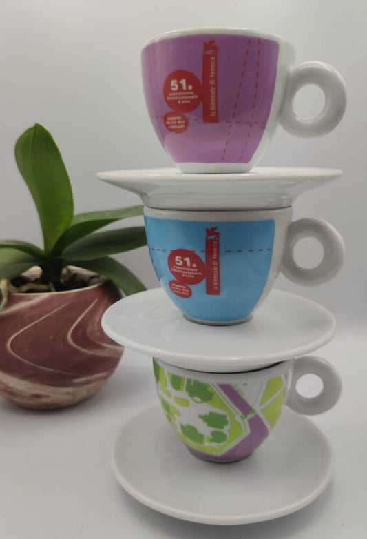 Vtg ILLY 51st Biennale di Venezia International Art Expo Bar Italian Cappuccino cups by Maurizio Cargnelli